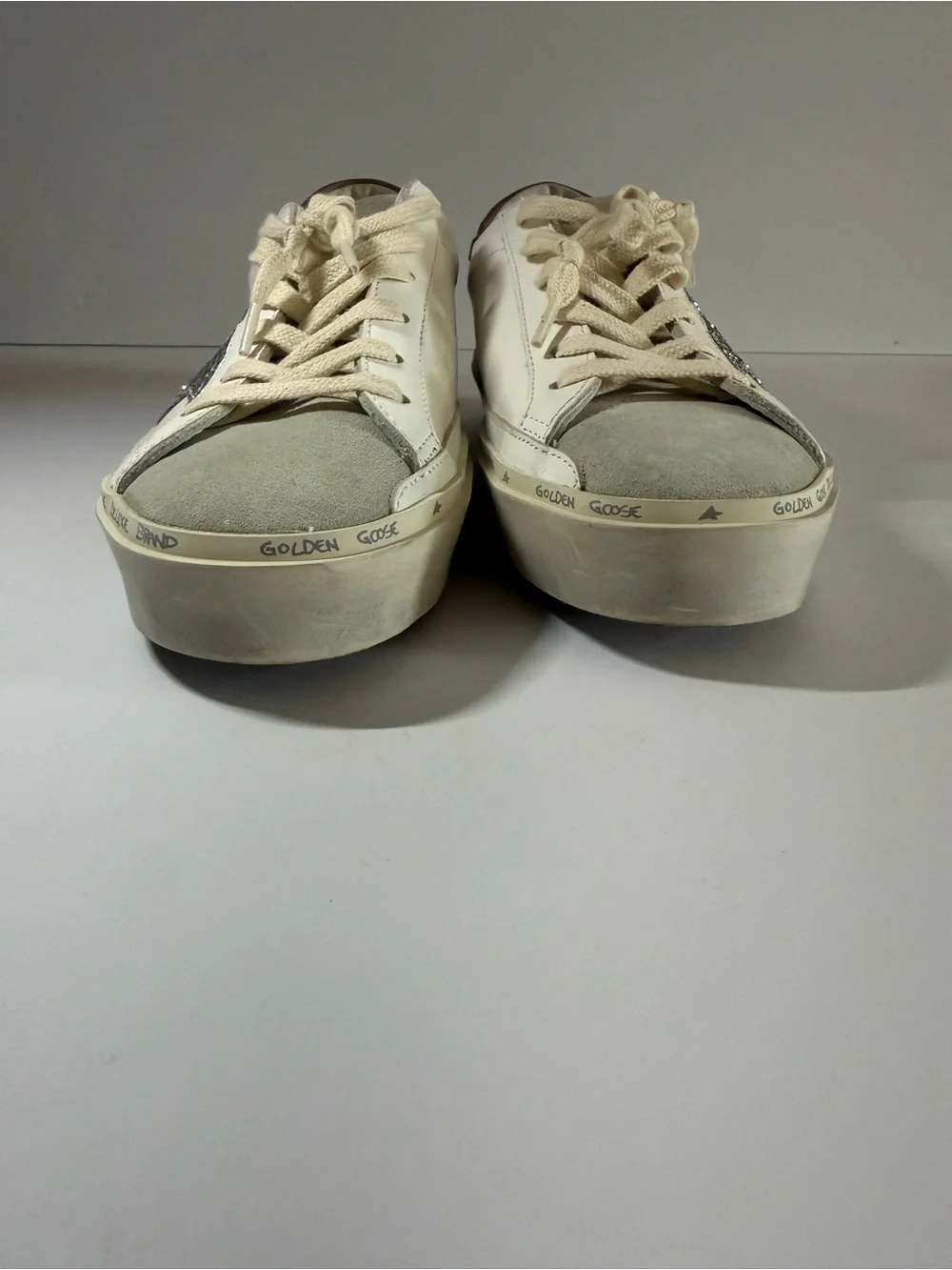Golden Goose Hi Star Glitter Star Leather Sneaker in White and Beige size eur 38